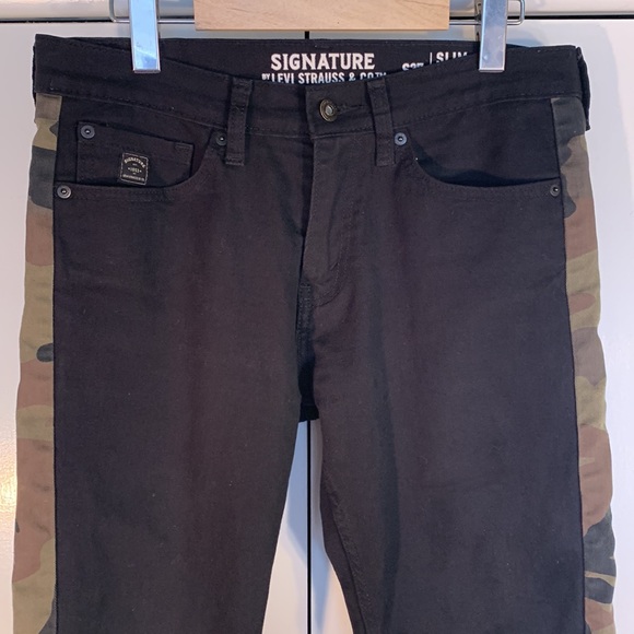 Levi’s Signature (30”x30”) - Picture 3 of 16